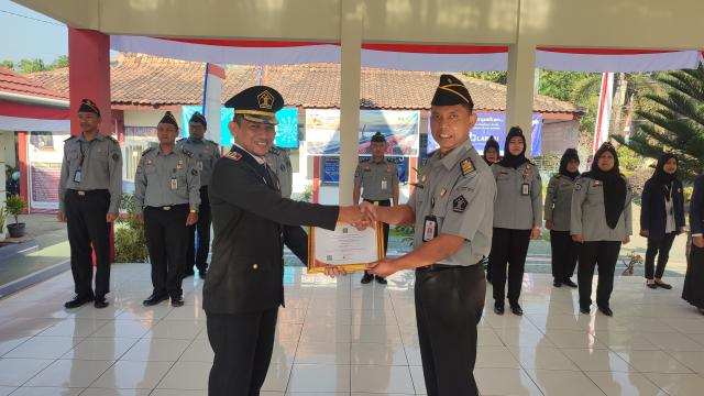 20240813 Pegawai Terbaik Aris